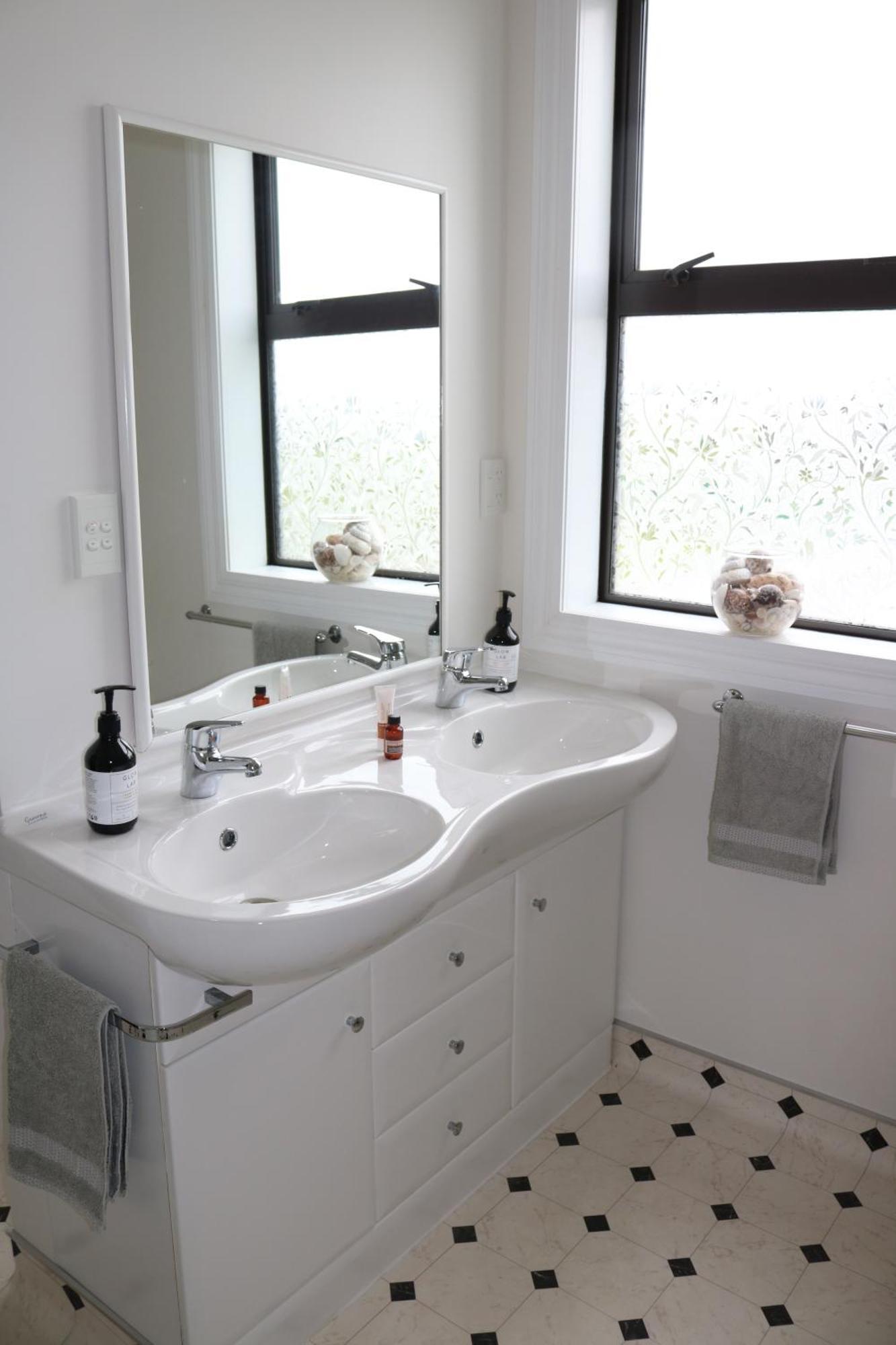 Westholm Lodge Harihari Ngoại thất bức ảnh